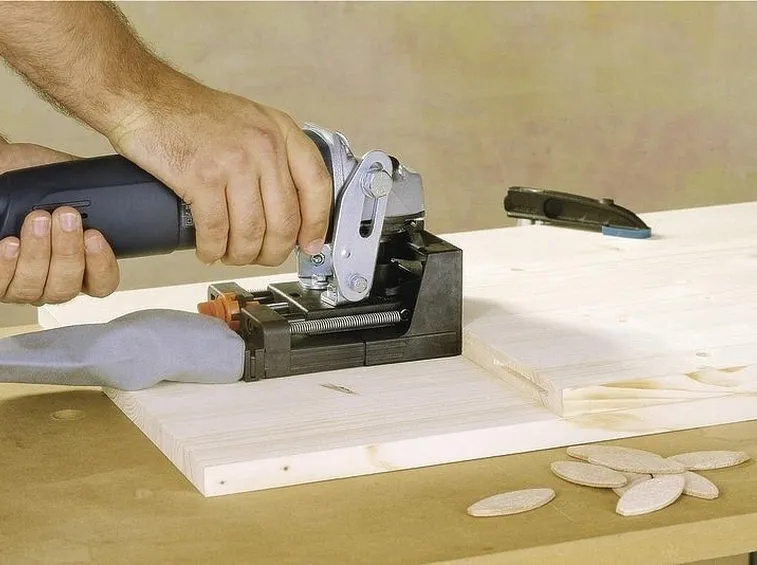 modelli di fresatrice per legno: fresatrice orizzontale