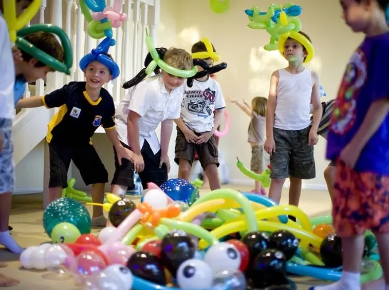 Giochi con i palloncini