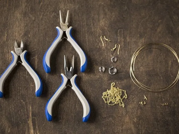 Materiale per bigiotteria