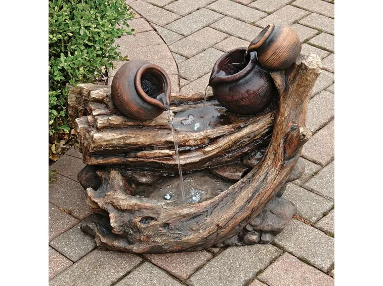 Fontana da giardino lavorata a mano