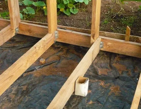 Case in legno in costruzione