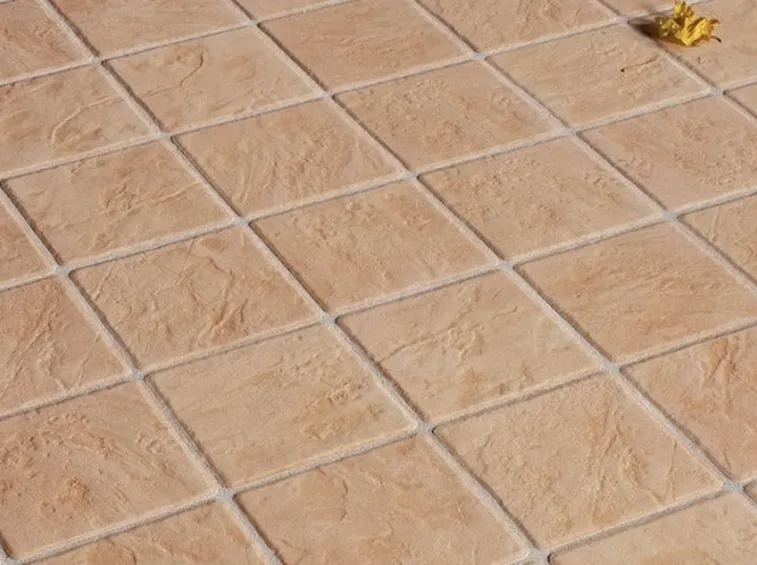 Pavimentazione in ceramica per esterni
