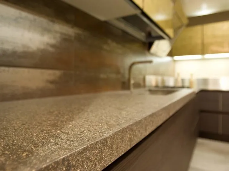Piano cucina in porfido - Technostonedesign.it